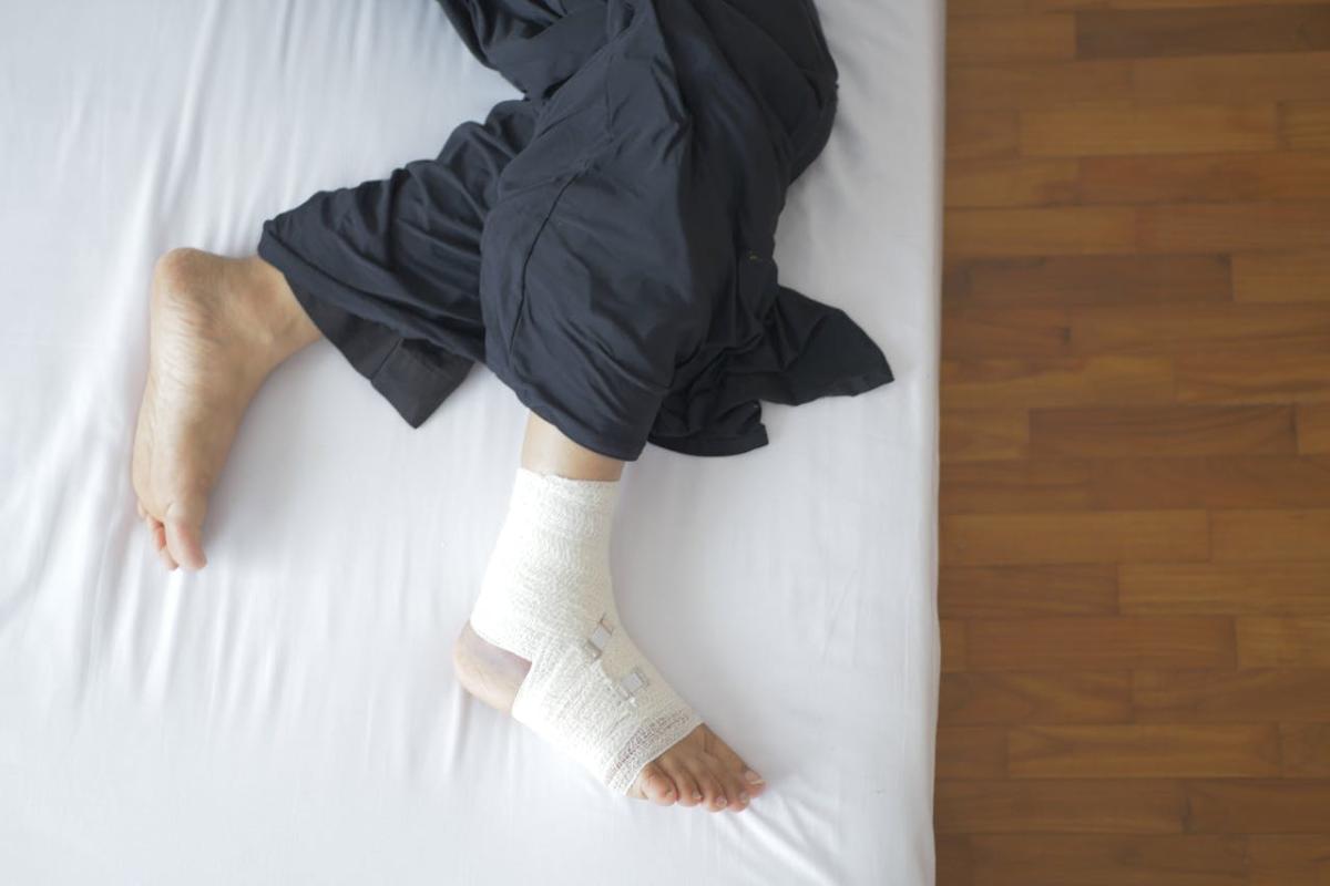 Infarctus osseux : causes, symptômes et traitements expliqués